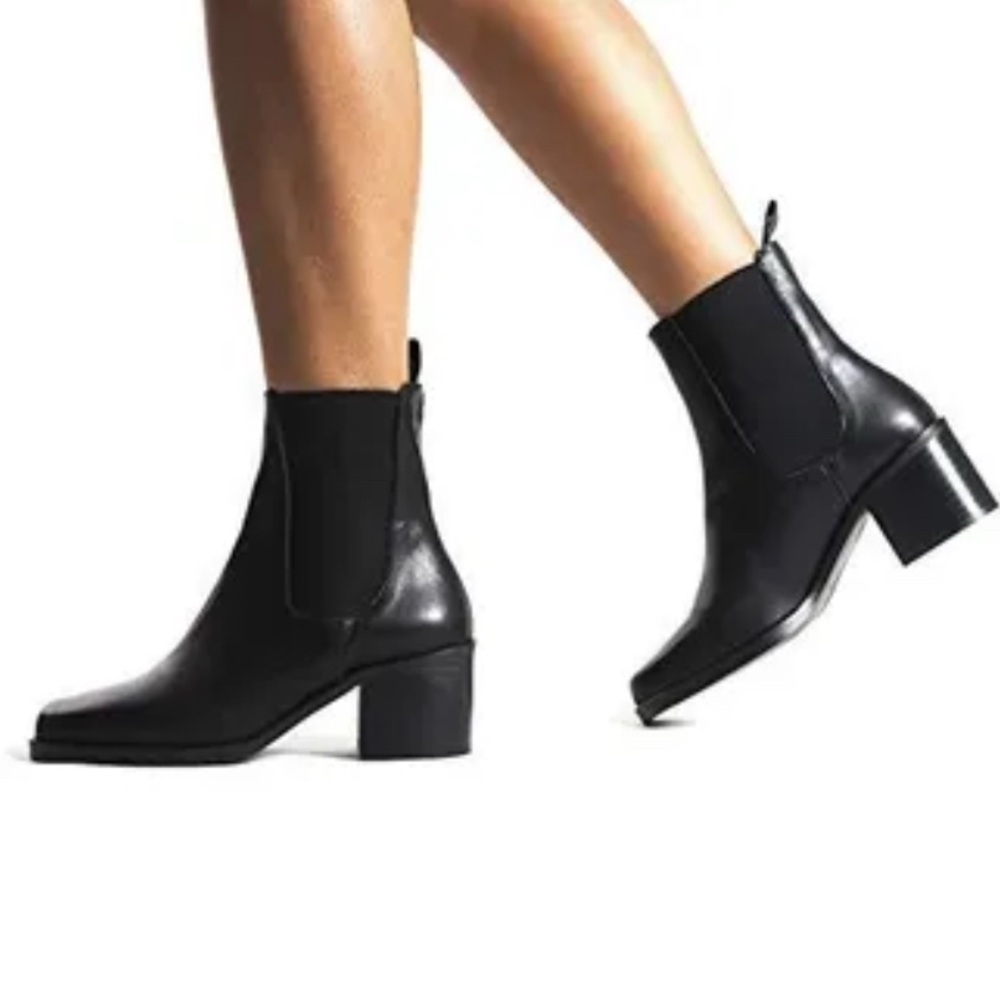 L’Intervalle Black Leather Ankle Boots like new